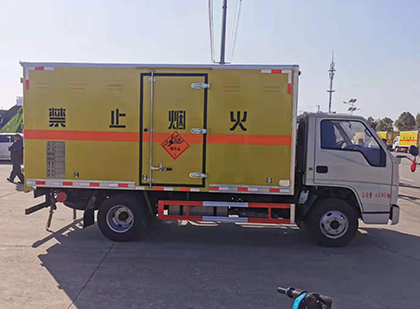 宜春爆破器材运输车