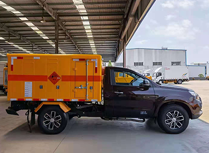 宜春爆破器材运输车